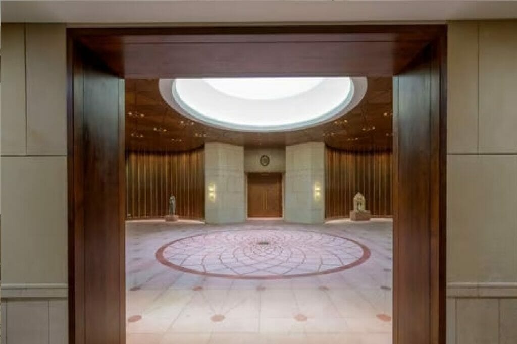 New Parliament Building 1200 કરોડમાં બની નવી સંસદ: જાણો નવા સંસદ ભવનની ખાસ વિશેષતાઓ શું છે, જુઓ તસવીરોમાં…. 7 8